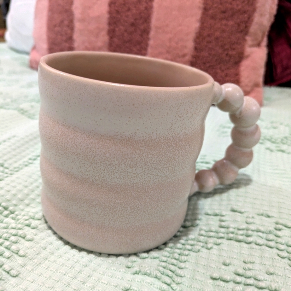 EUC Spectrum Designz Bohemian Textured Coffee Cup In Speckled Neutral